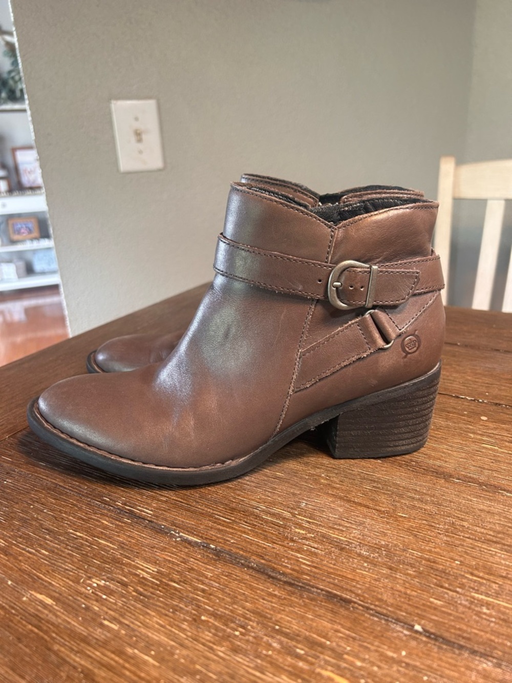 Born Binghamton leather ankle boots size 8 - Picture 5 of 11